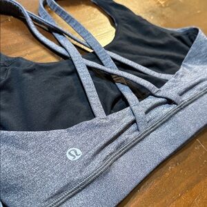 LULULEMON GRAY SPORTS BRA🌸